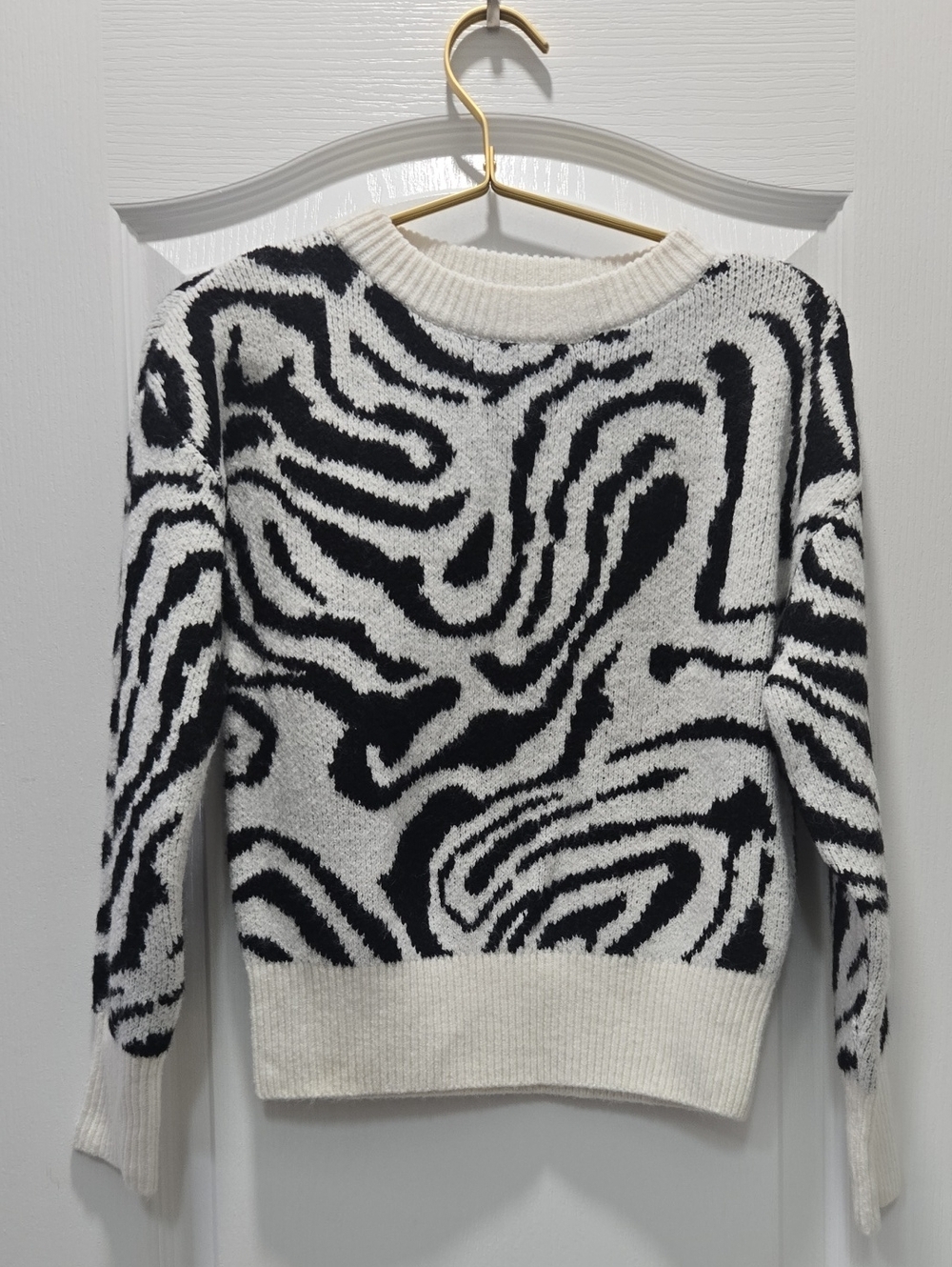 Philosophy Black and White Abstract Crewneck Sweater